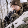 sklep-szostak-Lornetka termowizyjna termowizor HIKMICRO Habrok 4K HE25L 2.0 LRF (12) Lornetka termowizyjna termowizor Hikmicro Habrok 4K HE25L 2.0 LRF + dwa iluminatory 850/940 nm
